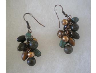 Necklace and earring set