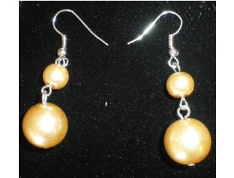 Sparkling necklace and earring set