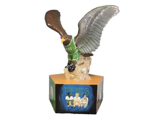 Boston Celtics Eagle signed by 2017/18 Roster