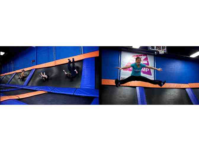 Group Reservation for 5 Jumpers at Sky Zone Trampoline Park (1 Hour)