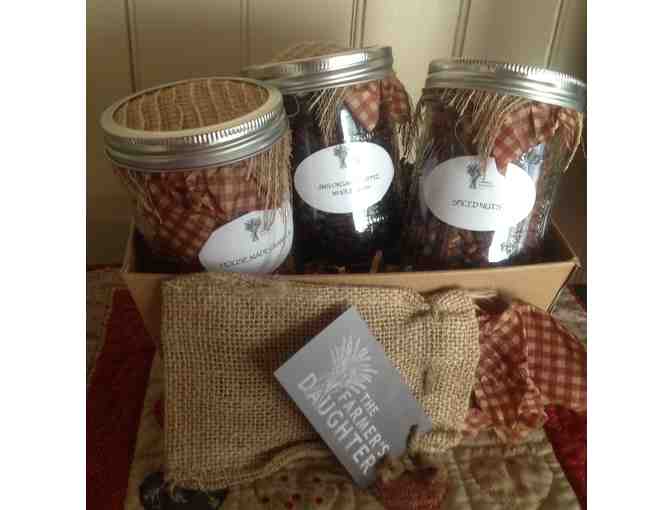 $35 Gift Card to The Farmer`s Daughter and a gift basket