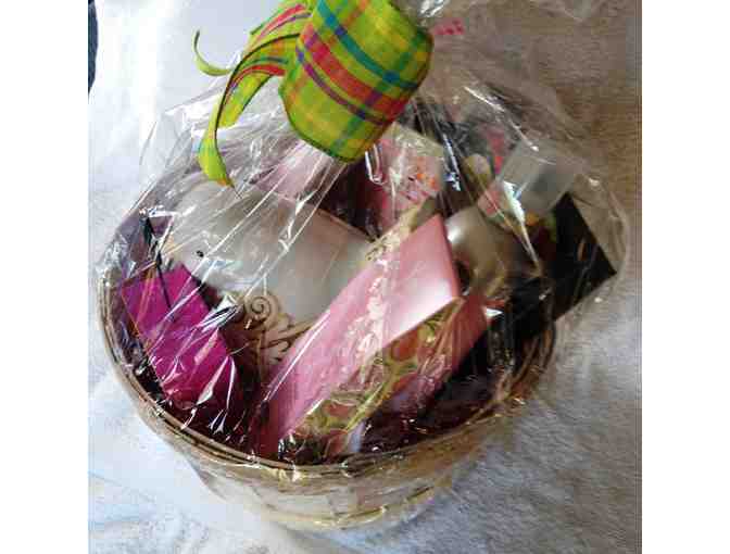 Gift Basket and $25 Gift Certificate to Paint Rust & Pixie Dust