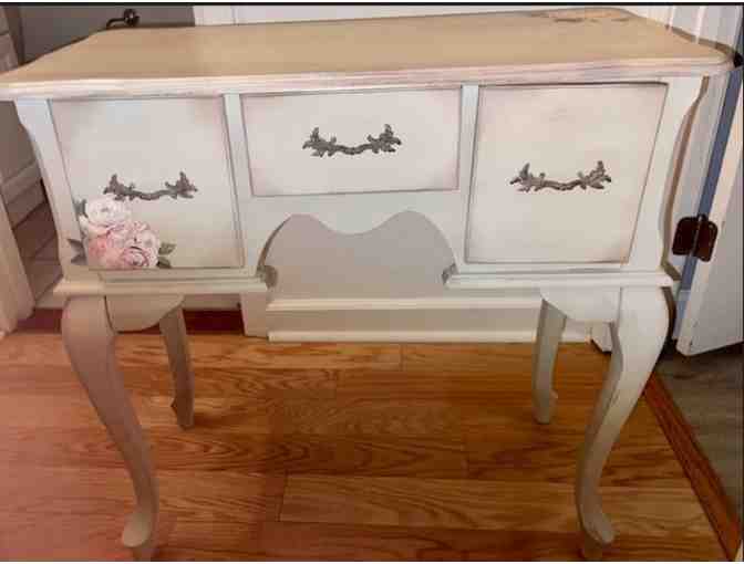 Refinished Queen Ann style 3 Draw Vanity with Flower Decor, from Paint Rust and Pixie Dust