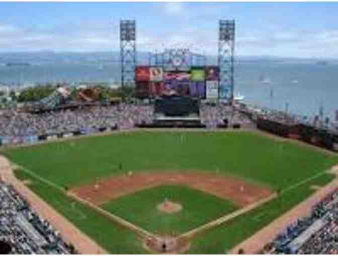 Take me out to the ballgame! 4 SF Giants tickets