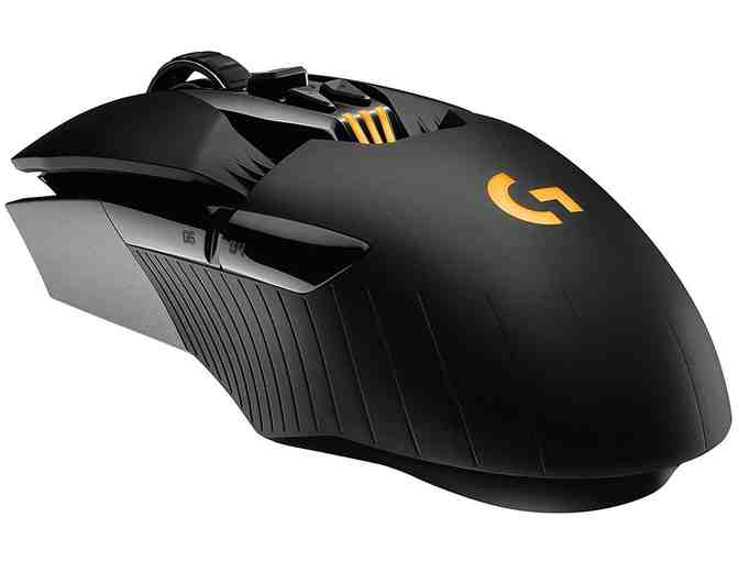 Logitech G900 Chaos Spectrum Professional-Grade Wired/Wireless Gaming Mouse