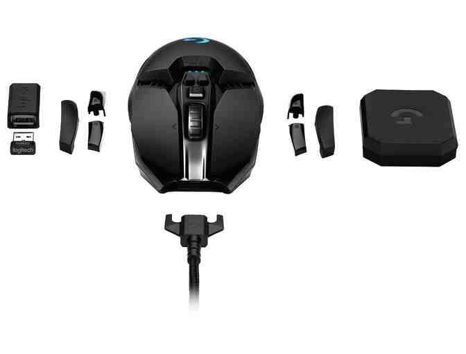 Logitech G900 Chaos Spectrum Professional-Grade Wired/Wireless Gaming Mouse