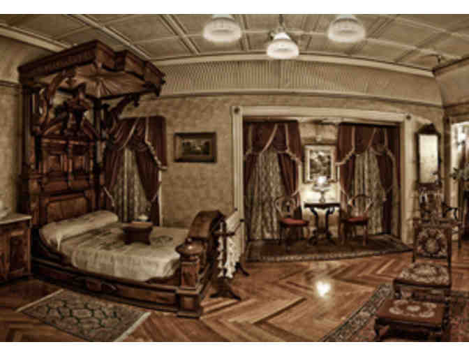 2 Tours of the Winchester Mystery House