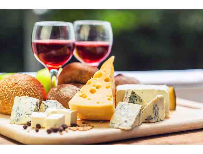 G1C Class basket: Wine and Cheese with a Bilingual Twist