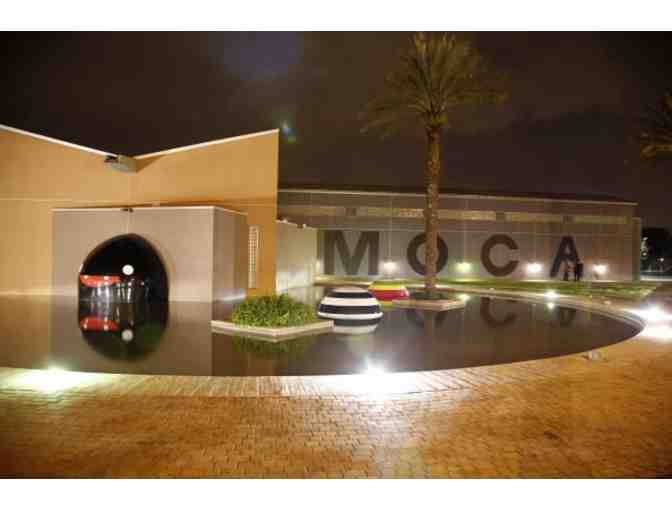 MOCA (Museum of Contemporary Art) Shaker Couple Membership