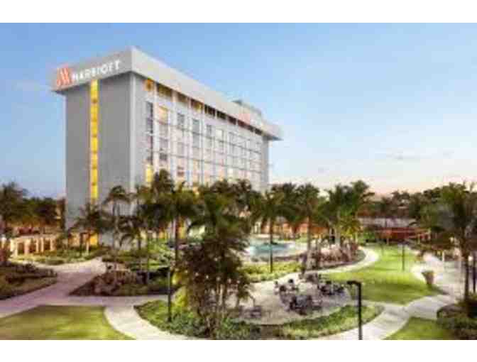 One (1) Night Stay at Miami Airport Marriott with Breakfast and Overnight Self-Parking - Photo 1