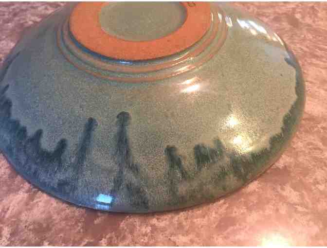 Stoneware shallow bowl
