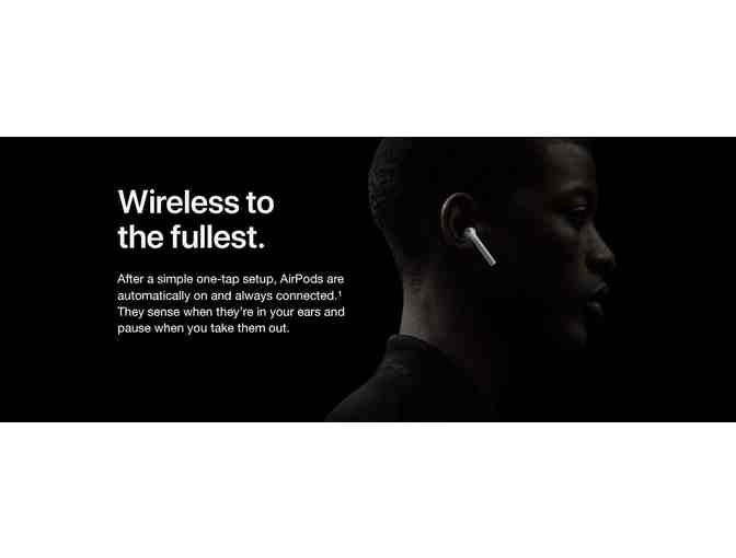 Apple AirPods with Charging Case