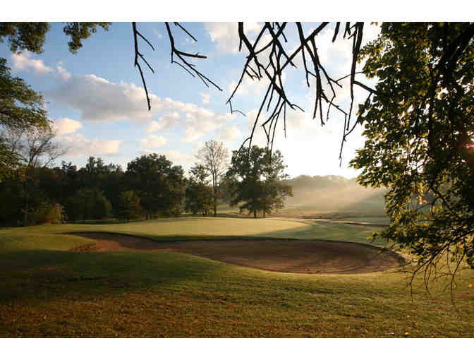 OAK MEADOW COUNTY CLUB GOLF OUTING FOR 4 - WITH CARTS + $100 Dining Certificate