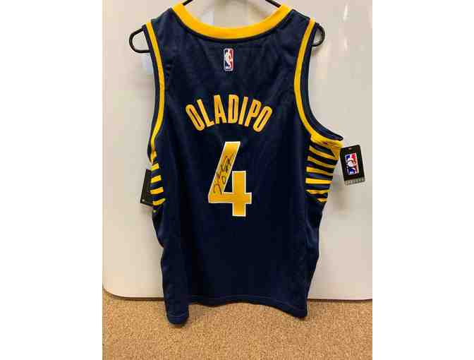Autographed Victor Oladipo Indiana Pacers Jersey