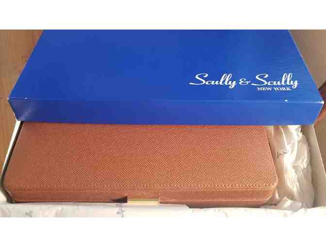Scully & Scully Earring and Cuffling Box