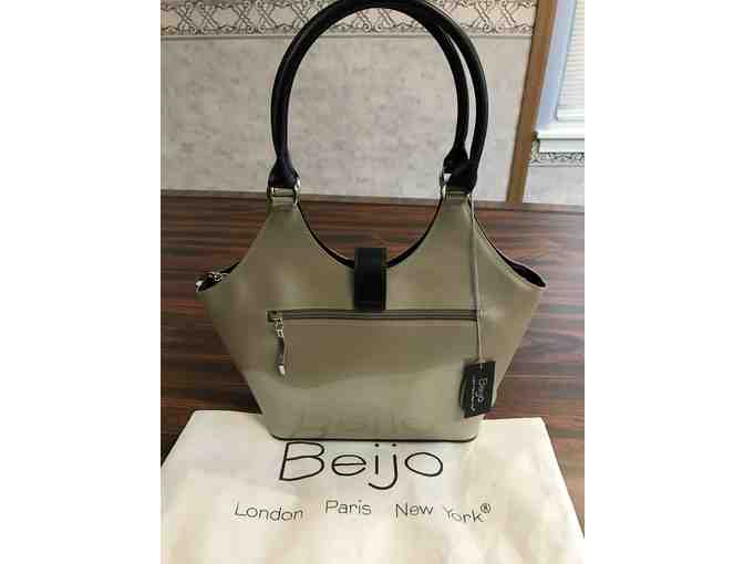 Beijo Pearly Shimmer Beige Patent Leather/Black Trimmed Hand/ Shoulder Bag - Photo 2