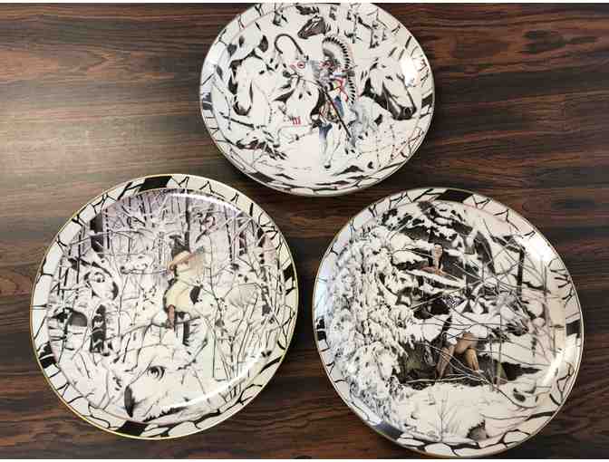 Complete set of 'Silent Journey' Bradford Exchange Collector Plates (8)
