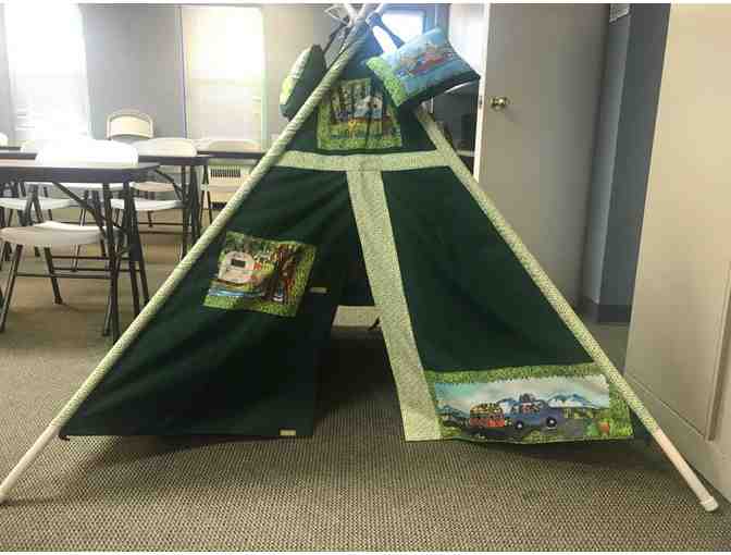 Child's Collapsible Fabric Play Tent with camping print accents - Photo 1