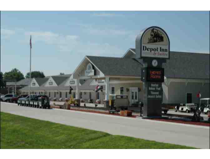 Enjoy 3 night stay in luxury themed suite Depot Inn & Suites Missouri 5 star rating