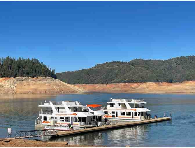 $5,000 credit towards ANY Houseboat rental on Lake Shasta (Silverthorn) 4 star reviews