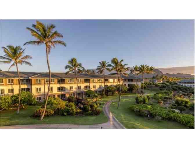 Enjoy 7 nights @ The Point at Poipu, a Hilton Vacation Club 2 bedroom luxury suite