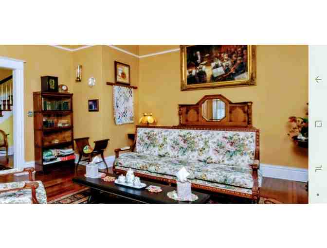 Enjoy 3 nigths at the famous Stawberry House BnB Plant City, Florida RATED 4.8 + More - Photo 6
