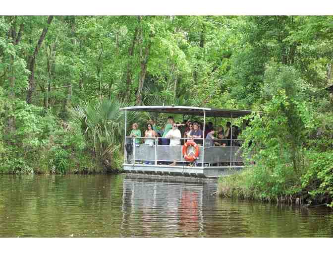 Swamp Tour + 3 nights Club Plaza Ave Resort New Orleans, LA 4.3 rated - Photo 2