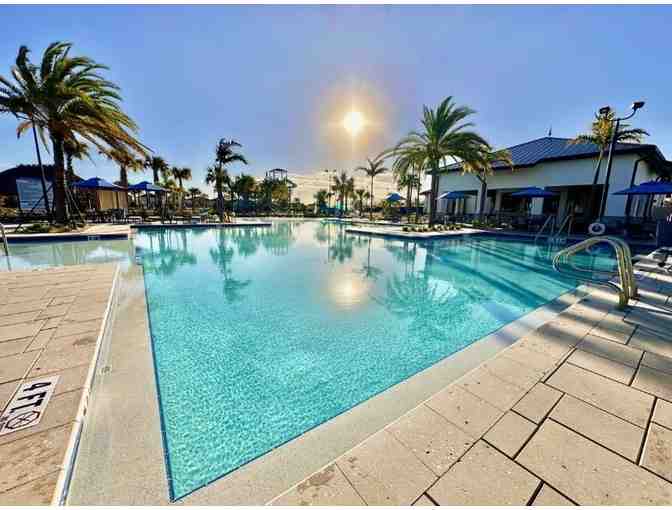 7-Night Orlando Stay for 20 in 8-Bedroom Home with $500 Disney Credit