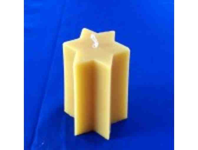 Let there BEE light! Delightful basket with over a dozen beeswax candles for all seasons!