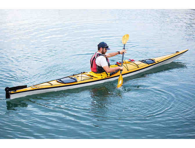 2 Hours of Kayak or Stand-Up Paddleboard Rental