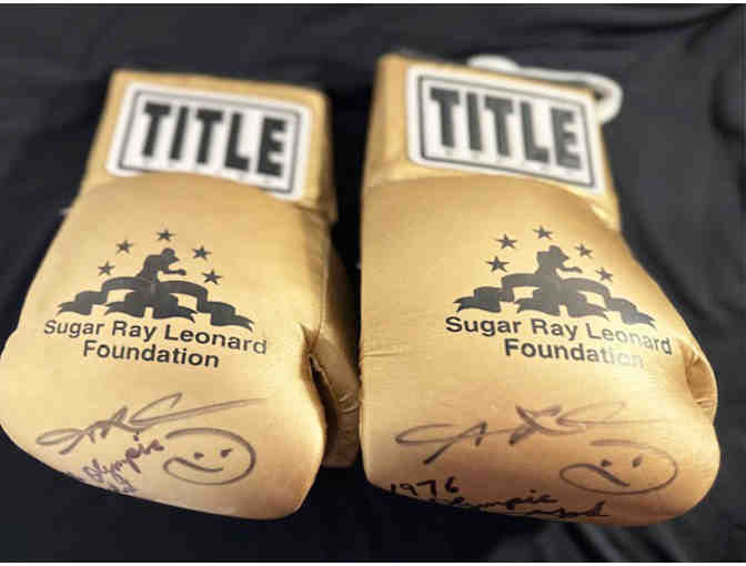 Signed Sugar Ray Robinson Boxing Gloves & Photo