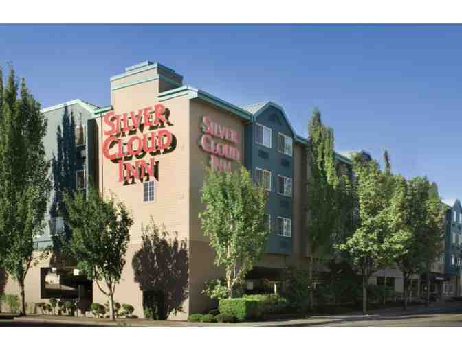 Silver Cloud Inn in NW Portland - Certificate for a Deluxe Room