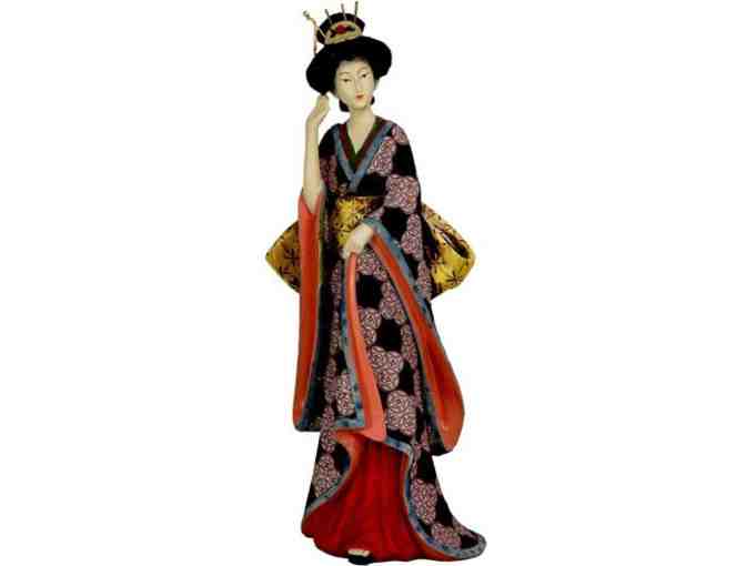 A Brand-New 14-Inch Decorative Geisha Figurine - Photo 1