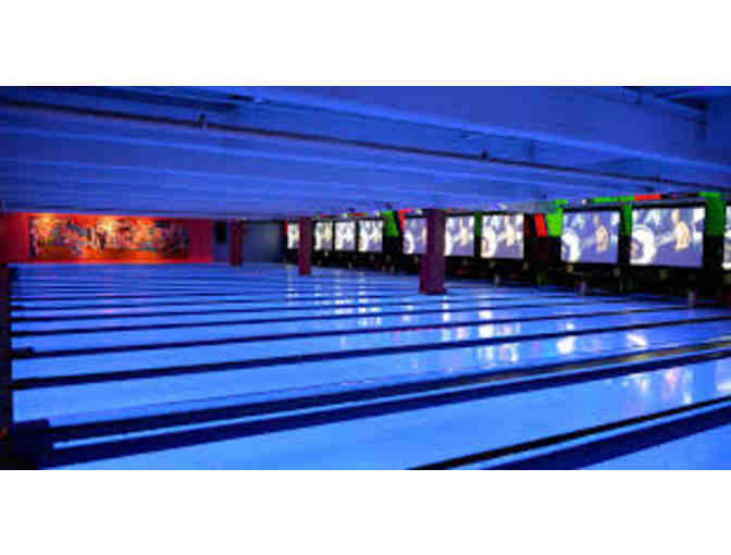 Bowling Party for 10 People at Bowlmor Chelsea Piers or Times Square