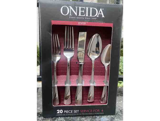 20-piece Stainless Flatware Set by Oneida - Photo 4