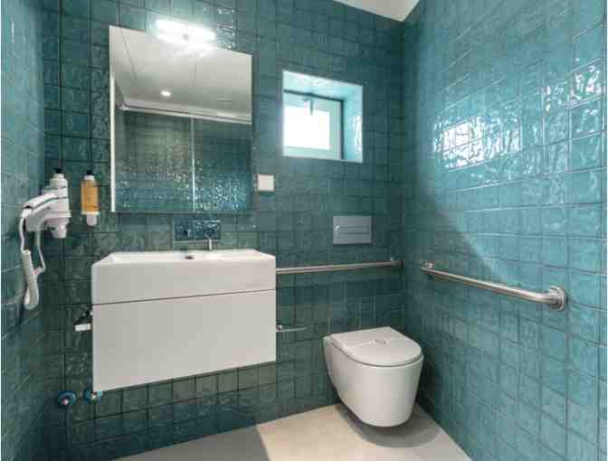 Colours of Porto: Wine, Culture & Coastal Beauty in Portugal - Photo 7