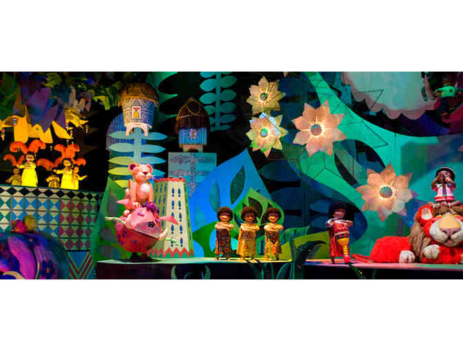 Disneyland Family Vacation with Hotel, Park Passes, Am Express & Food!