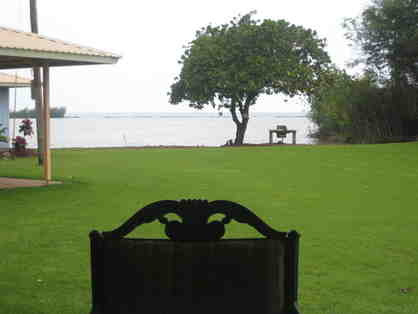 Moloka'i Hawai'i Oceanfront Cottage - 5 Nights!