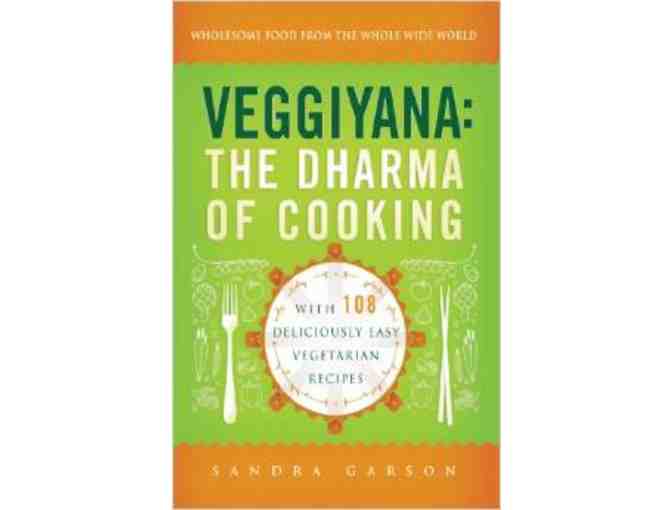 For Cooks wanting to make more Meatless Meals! 2 Vegetarian Cookbooks
