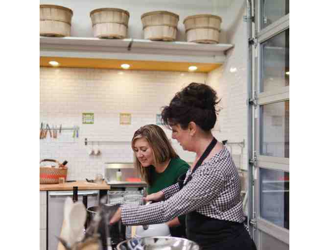 Wine Country Apartment with Open Kitchen & Farm ~ Cool Barn Style!