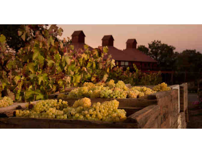 Private VIP Tasting Experience, Exclusive Wine & 2-Night Stay at Martinelli Vineyard House
