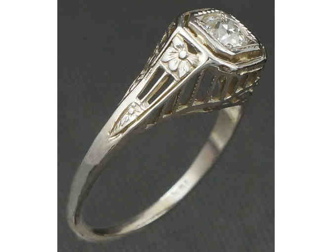 1920s Art Deco 18K White Gold & .33 ct Old Mine Cut Diamond Filigree Engagement Ring