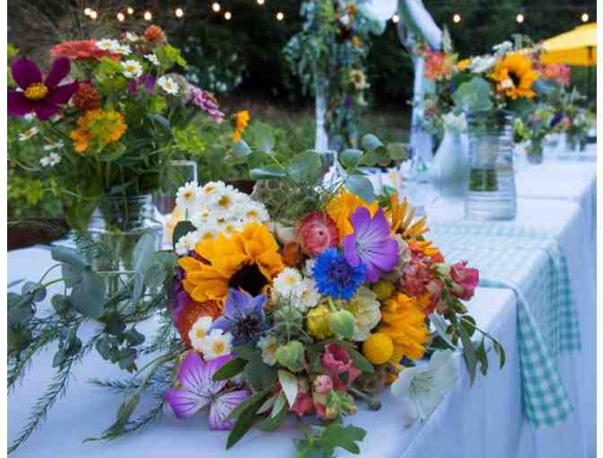 Singing Frogs Farm Bountiful Blooming Flower CSA 2022 Subscription