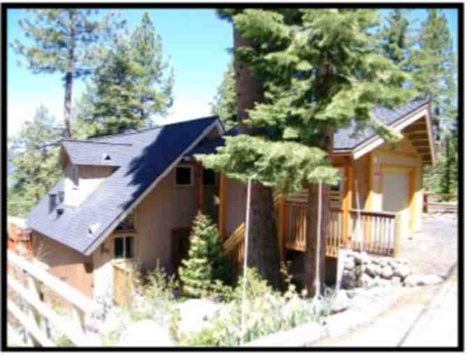Five Days in a Gorgeous Lake Tahoe Cabin (Lake View!)