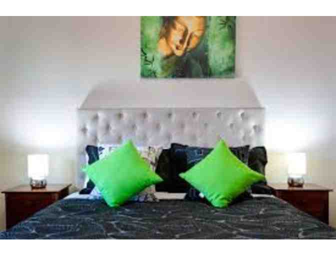 Lake Wendouree Luxury Apartment - 1 Night Accommodation Voucher