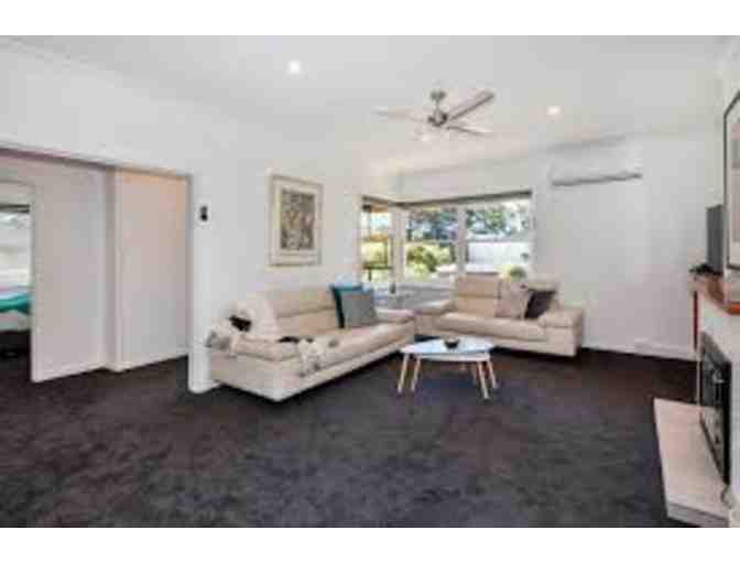 Lake Wendouree Luxury Apartment - 1 Night Accommodation Voucher