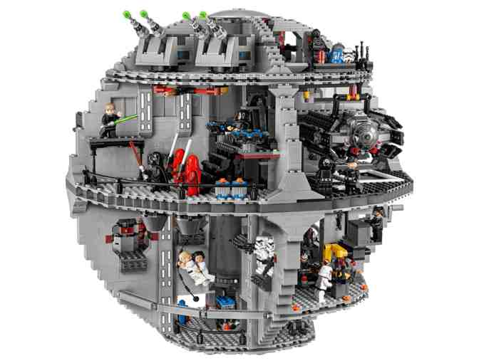 LEGO Star Wars Death Star (4,016 pieces - NEW)