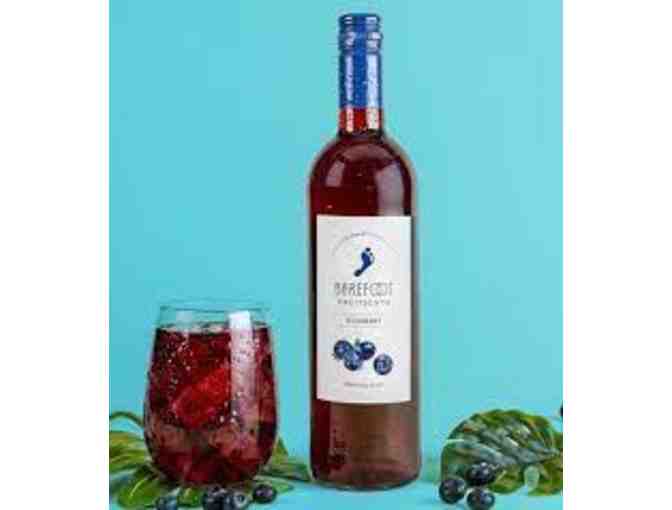 Barefoot Blueberry and Strawberry Fruitscato Gift Bag