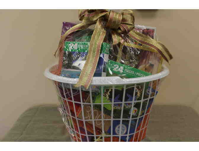 Puzzle Lovers Basket