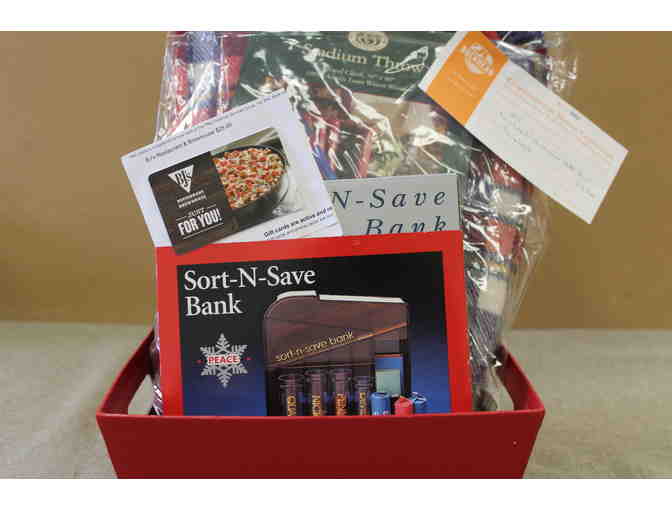 Super Savers Basket w/ Gift Cards to Eat - Photo 1